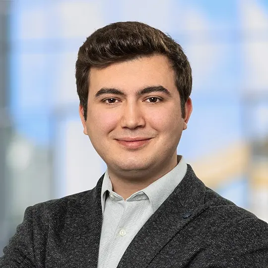 Mert Shen, Elektro- und Elektronikingenieur bei SUNWINWIN
